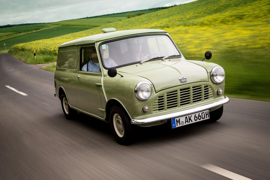  Austin Mini Van (ADO15) 1960 года  (фото 9 из 30)